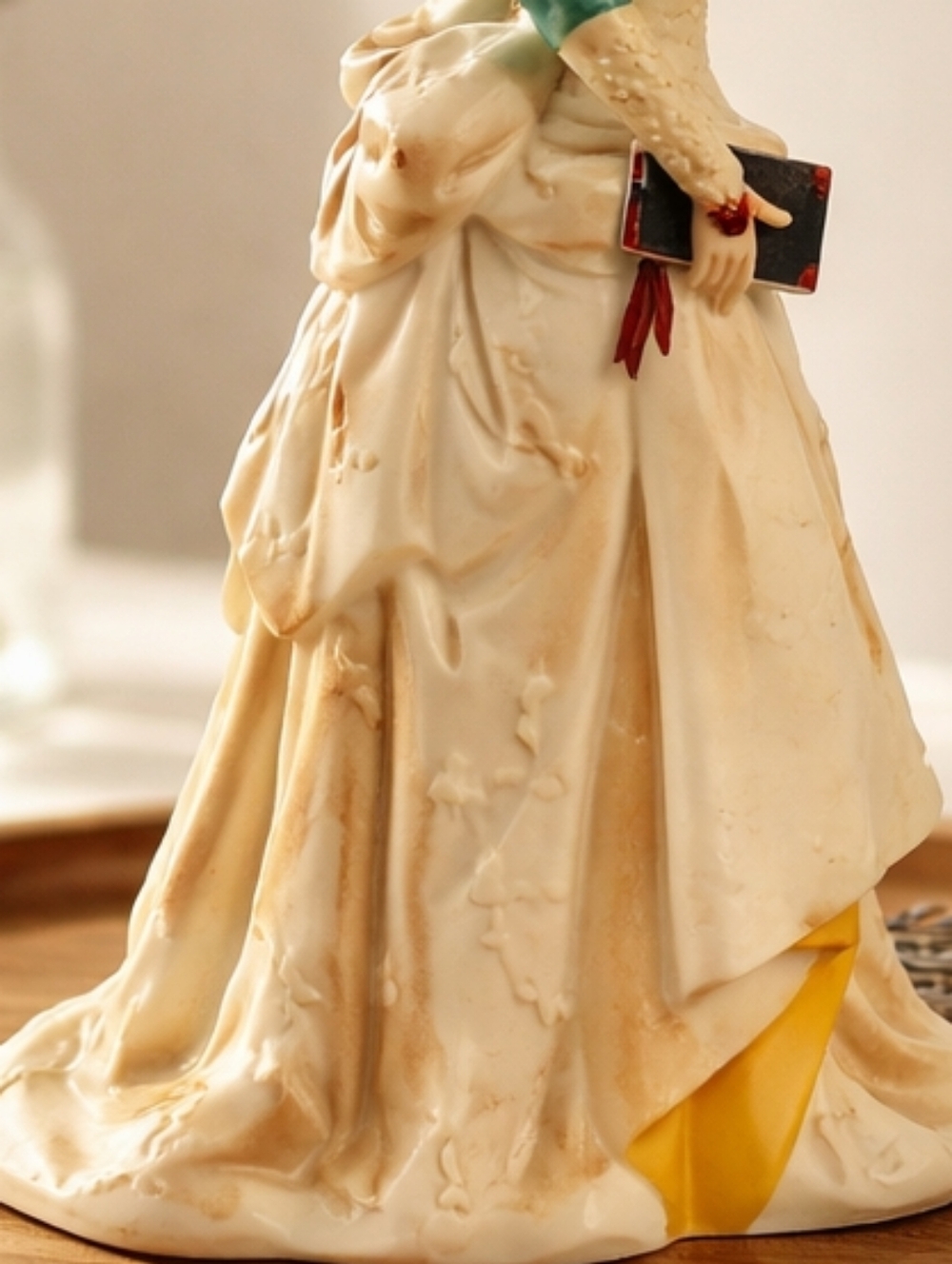 𝐀𝐯𝐨𝐧 𝐌𝐫𝐬.𝐀𝐥𝐛𝐞𝐞 '𝟗𝟓 𝐂𝐞𝐫𝐚𝐦𝐢𝐜 𝐀𝐰𝐚𝐫𝐝 - Picture 8 of 15